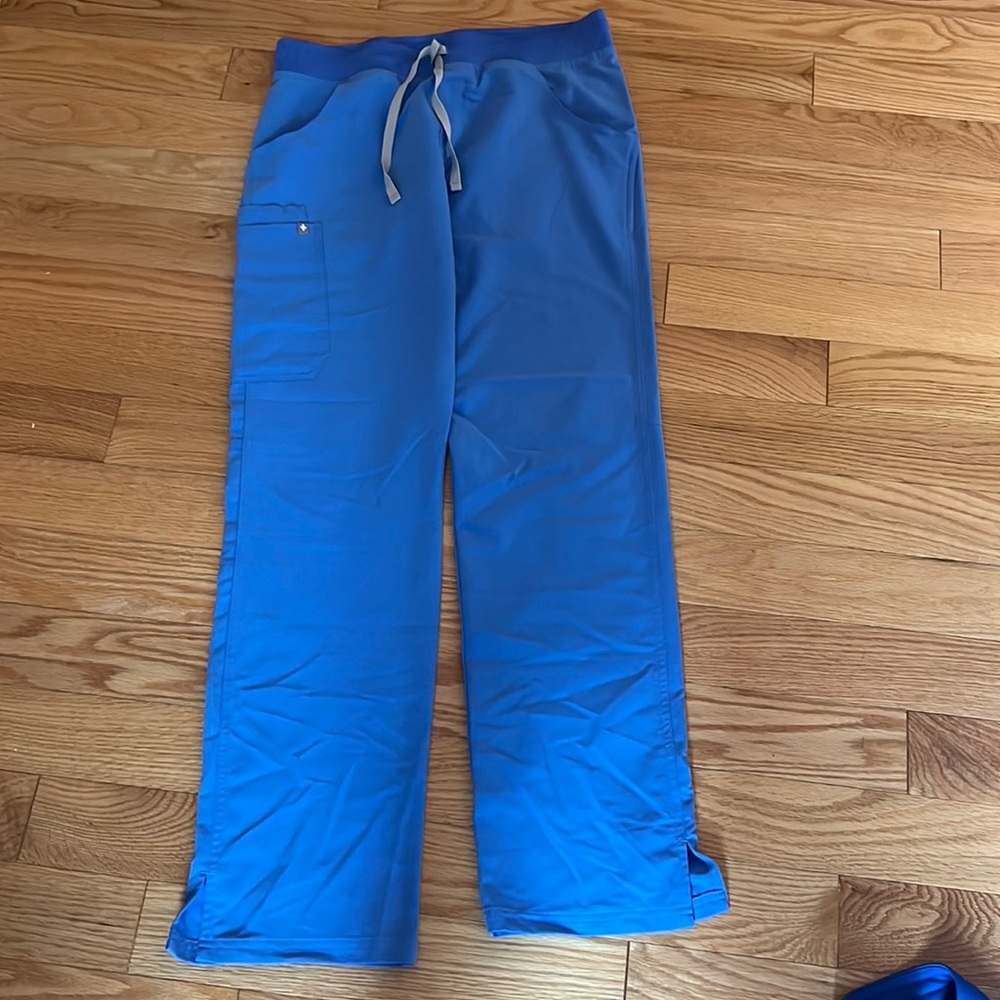 Figs light blue medium/tall cargo pants